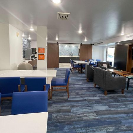 La Quinta Inn By Wyndham Columbus Dublin Esterno foto