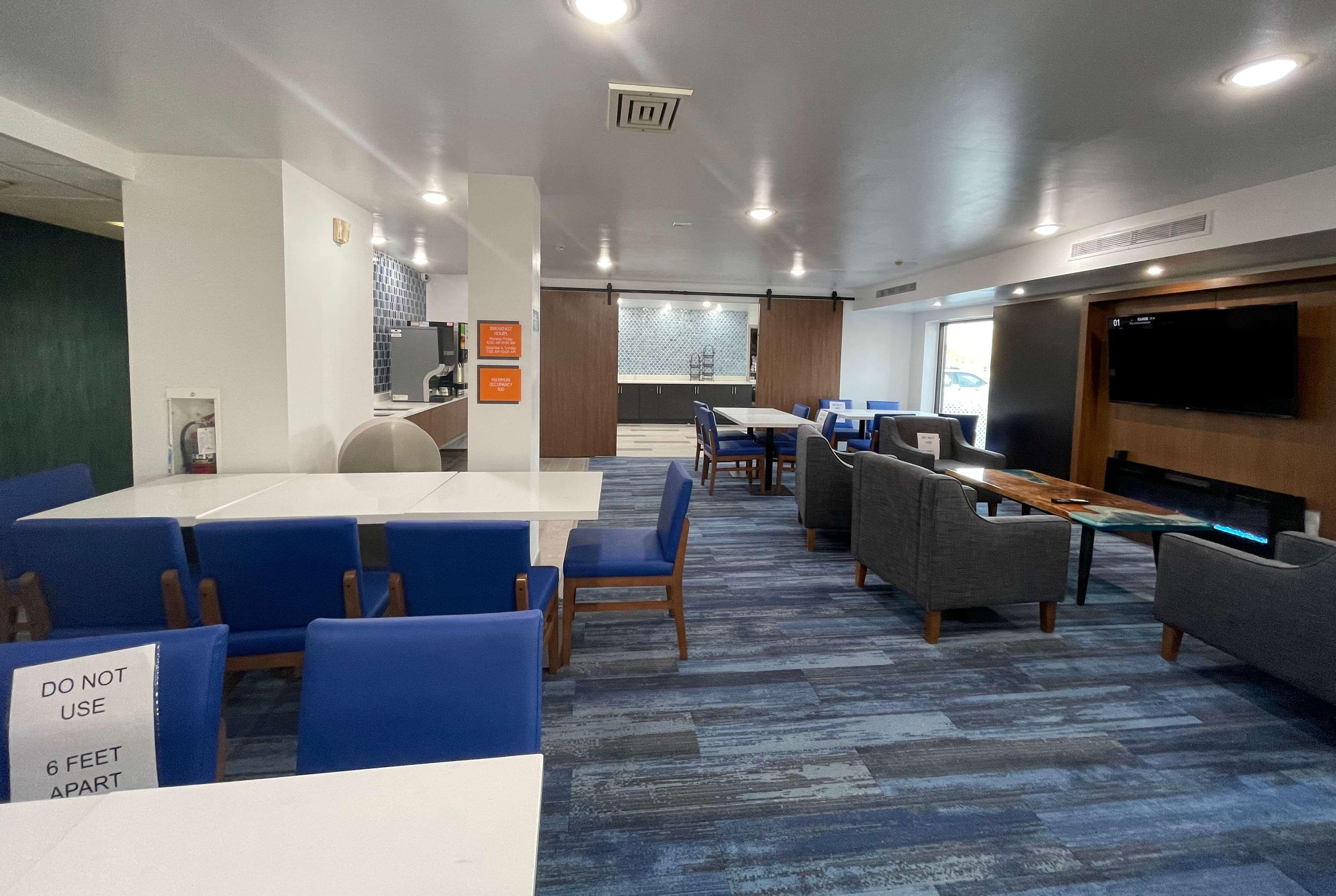 La Quinta Inn By Wyndham Columbus Dublin Esterno foto