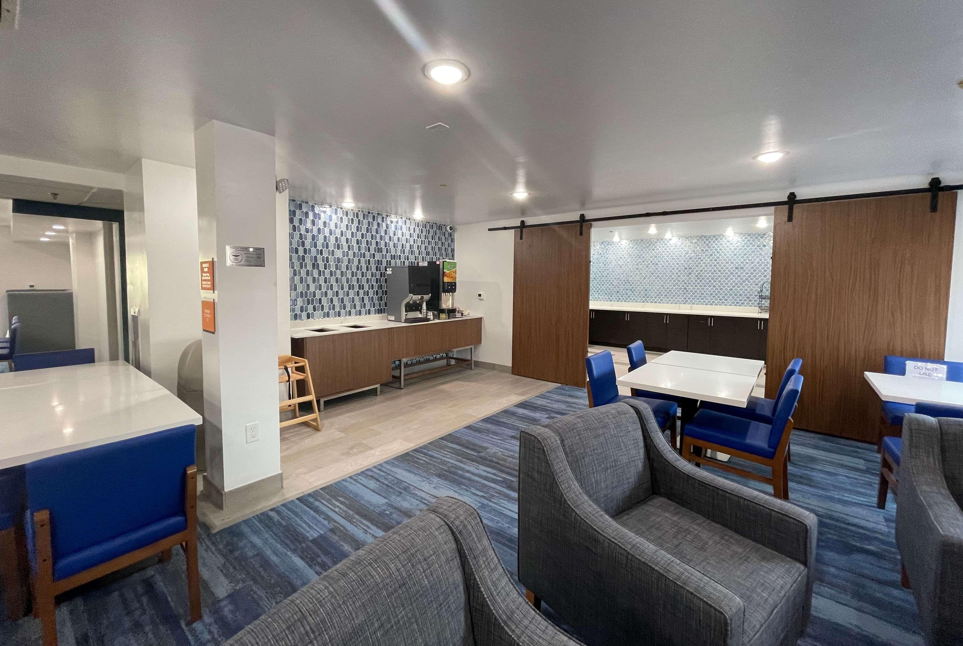 La Quinta Inn By Wyndham Columbus Dublin Esterno foto